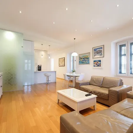 Apartment Mislav